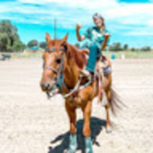 Meet your Posher, Macy